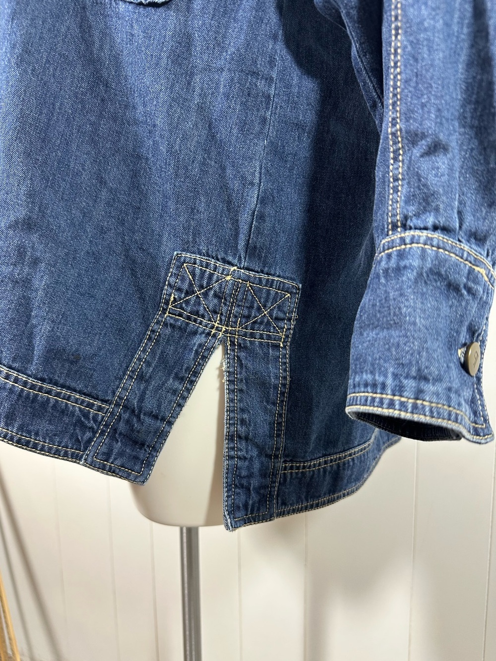 Pilcro Sz L Petite Women’s Tunic Shirt Top Blue Denim Cotton Button Half Placket - Picture 6 of 15